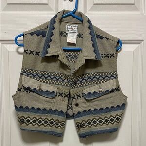Manager | Basic Jeans | Vintage |90s | Southwestern |Woven | Cropped Vest|Size M